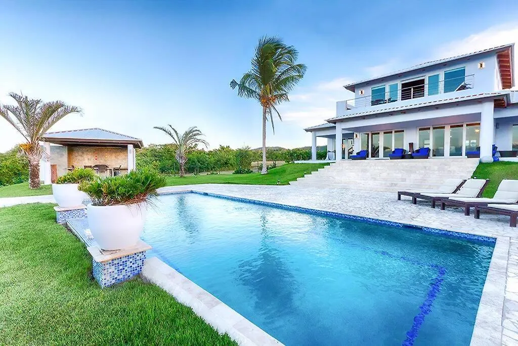 Beautiful Villa! Diiscount Via What Aspp! Pool, Secluded Beach! Check The Number From The Photos! Vieques Villa