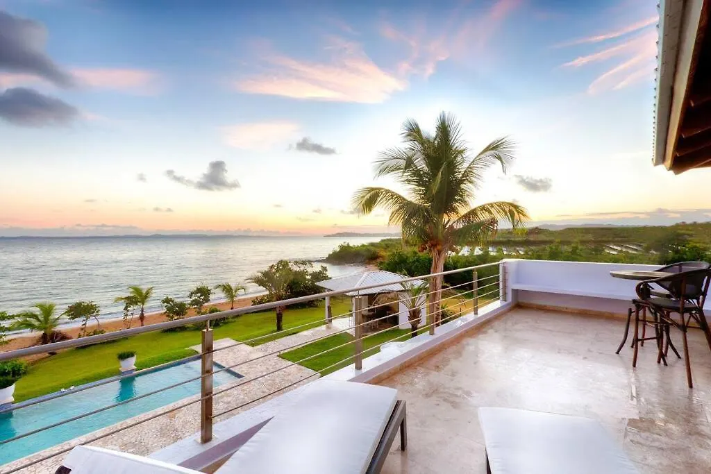 Beautiful Villa! Diiscount Via What Aspp! Pool, Secluded Beach! Check The Number From The Photos! Vieques